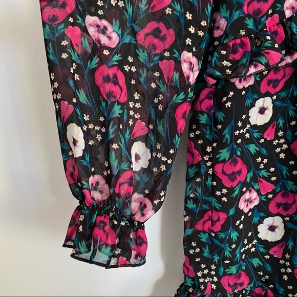 Nasty Gal Floral Shorts Long Sleeve Ruffle Romper Size 8 - Picture 9 of 15